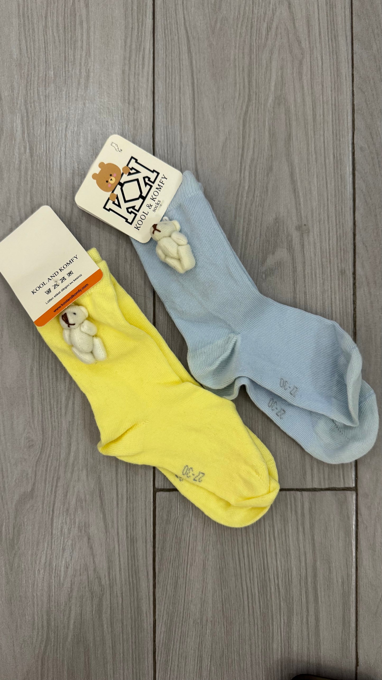 yellow socks