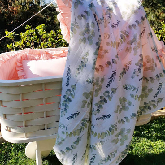 leaf swaddle
